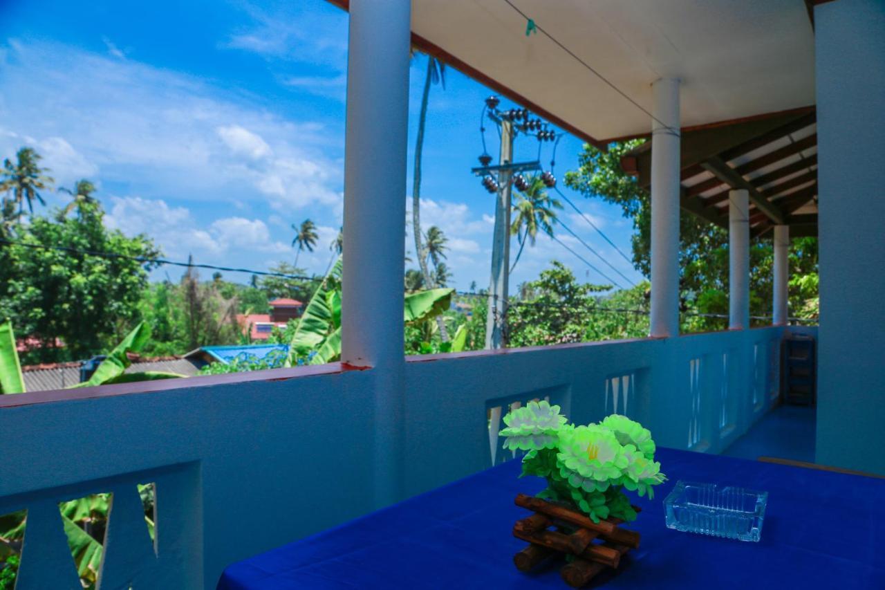 Sajana Ocean Hill Bed & Breakfast Mirissa Exterior foto